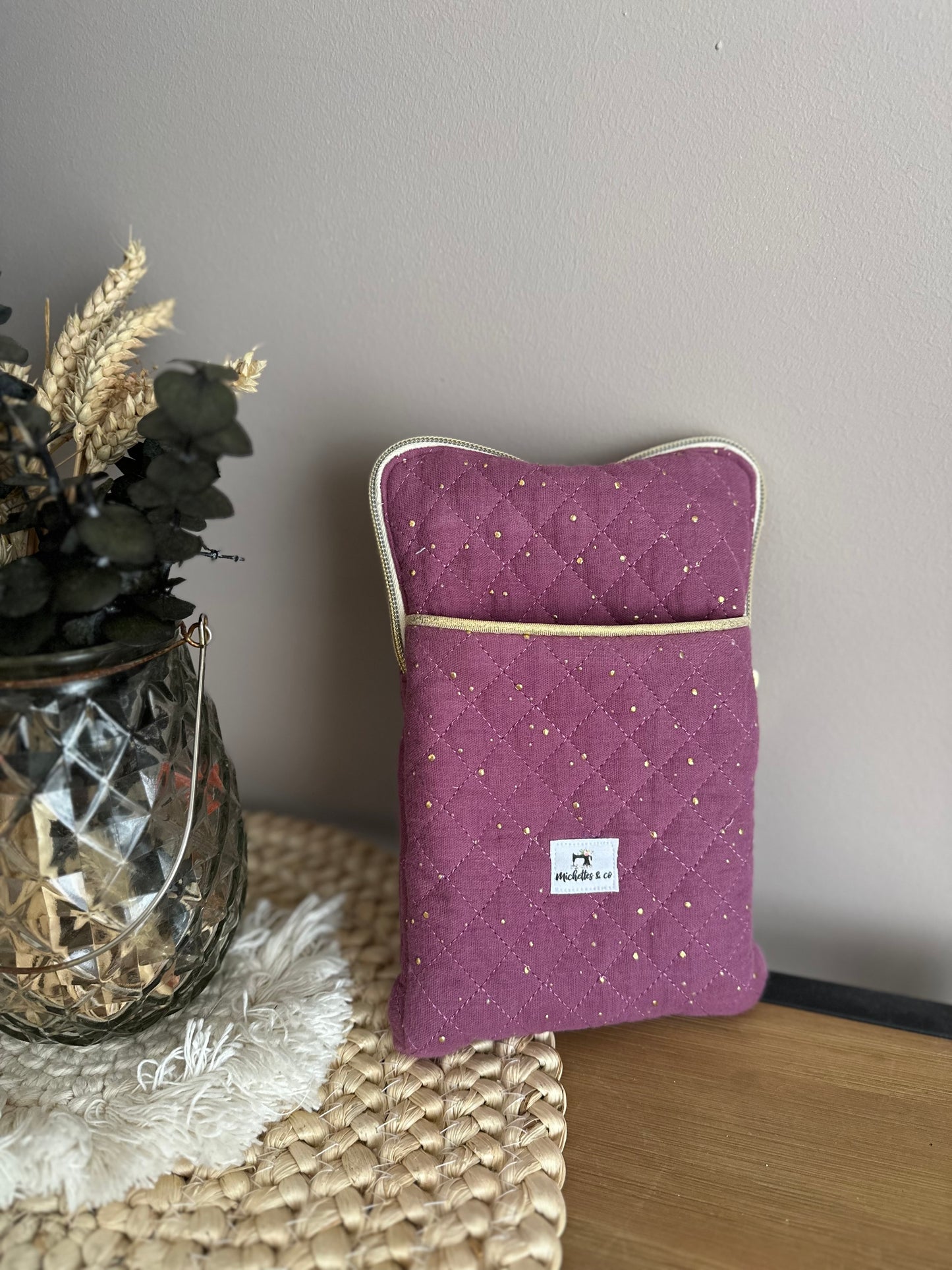 Pochette livres / téléphone à fermeture éclair.