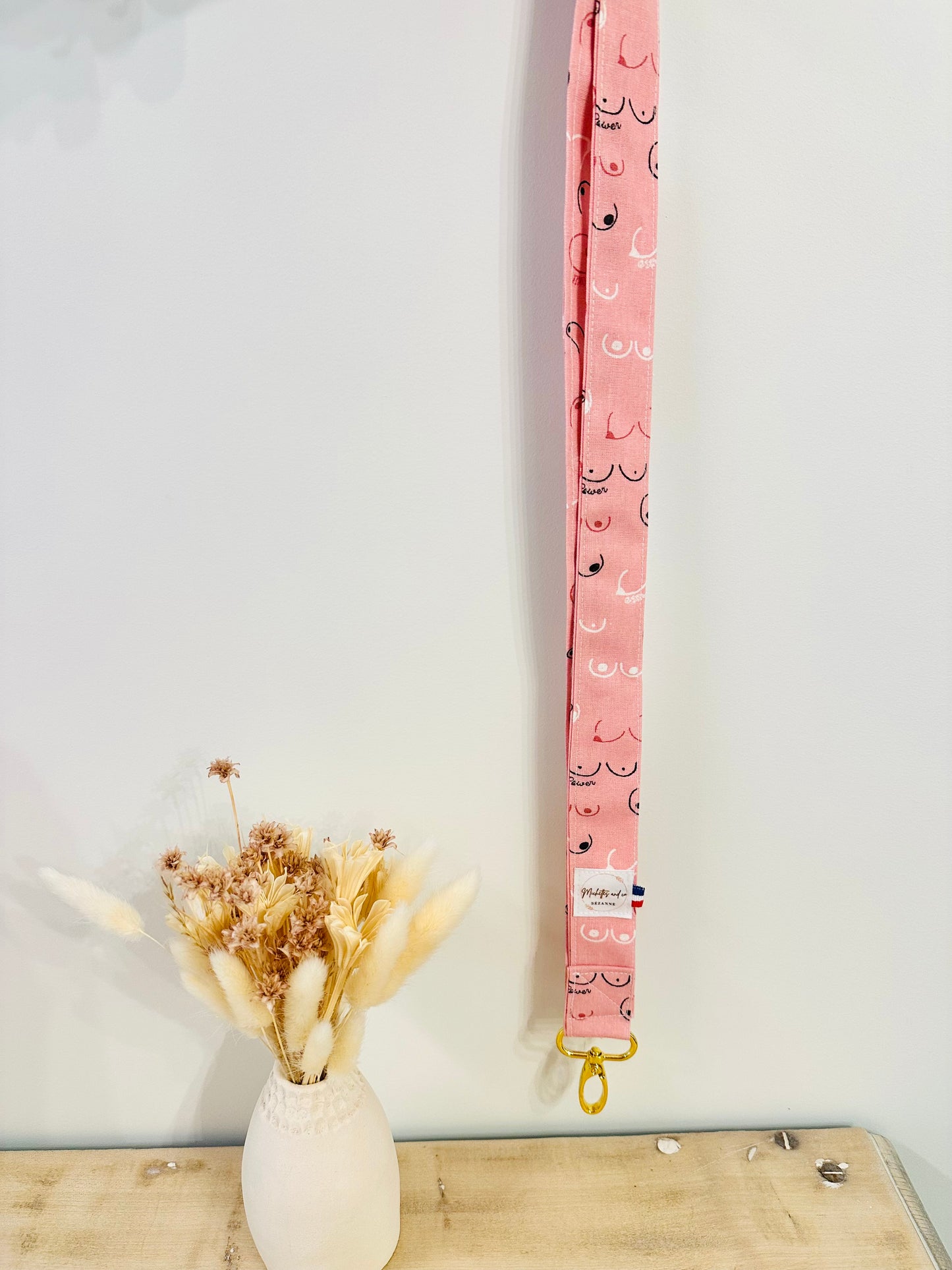 Tour de cou porte clefs - octobre rose