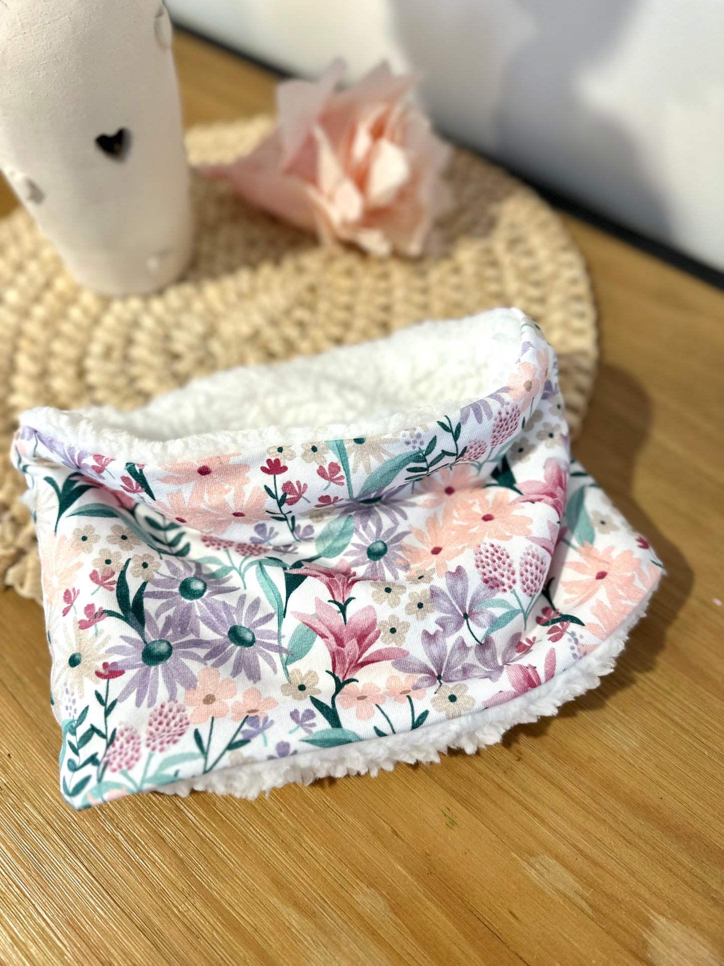 Bandana - Snood / cache cou enfant - Thème fleurs parmes (modèle unique)