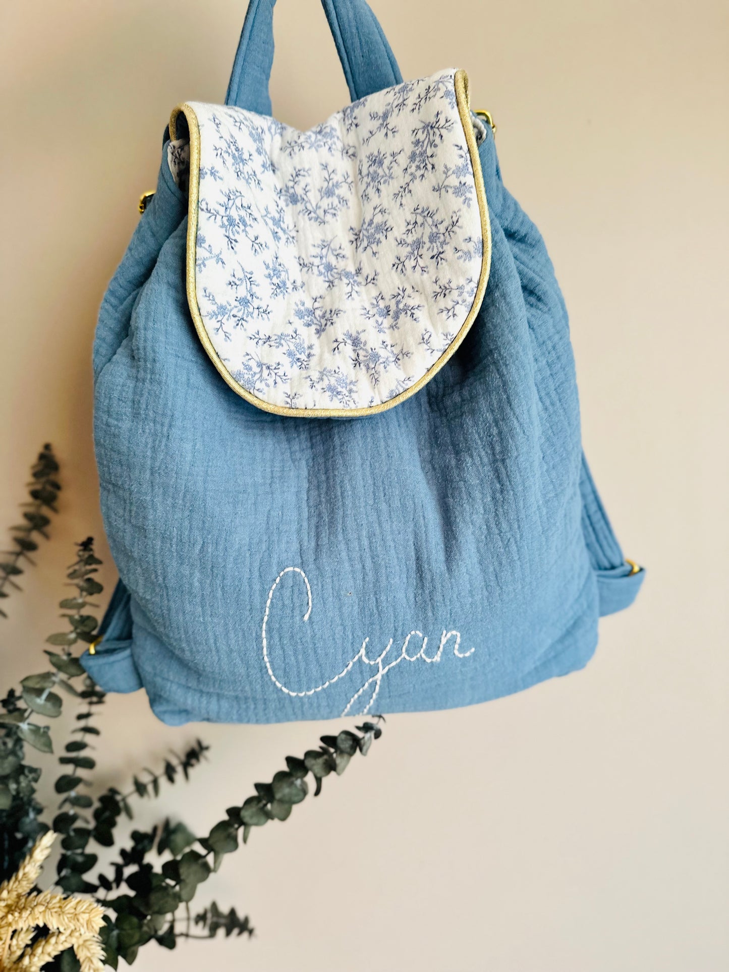 Sac à dos gaze de coton et broderie main - sac maternelle, nounou, crèche