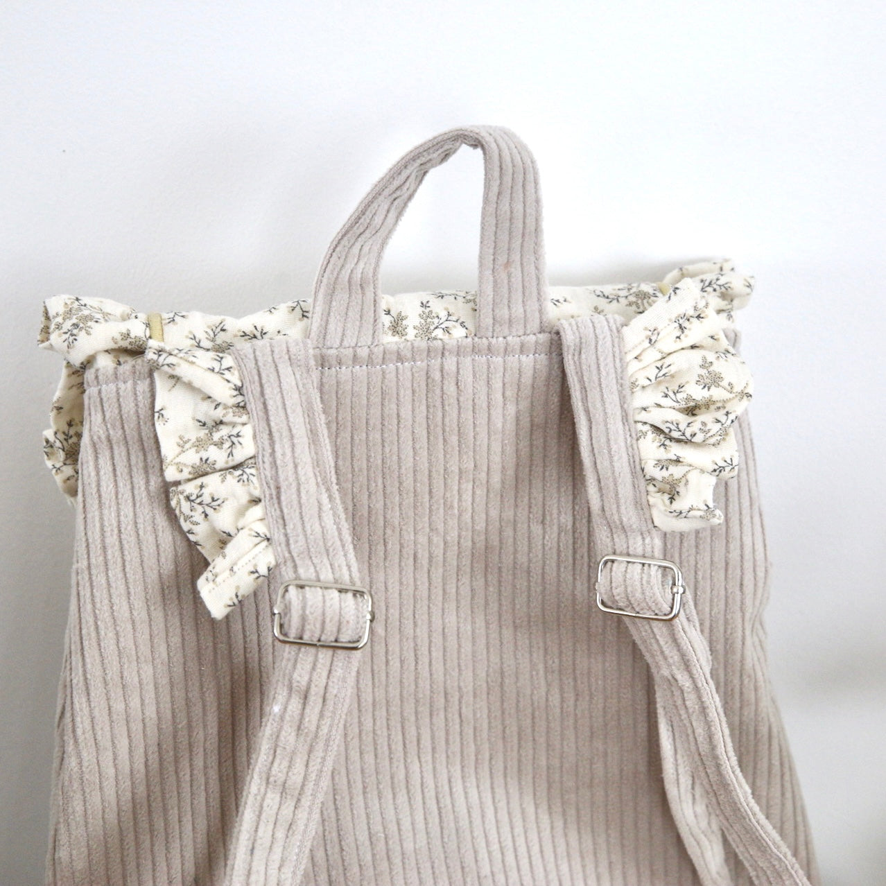 Sac à dos en velours côtelé beige - à personnalisé sur commande