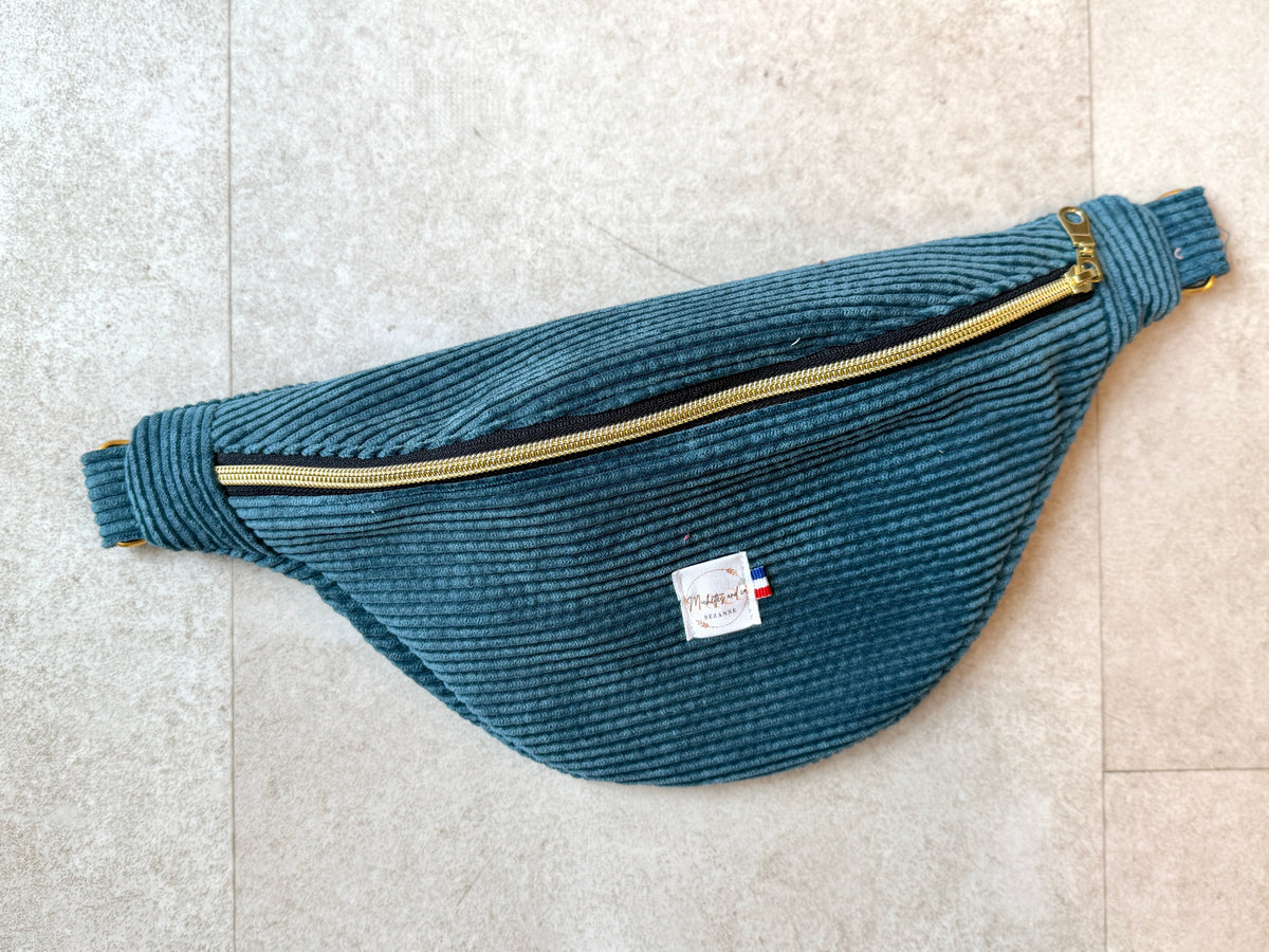 Sac Banane velours côtelé Bleu  par Michettes and co
