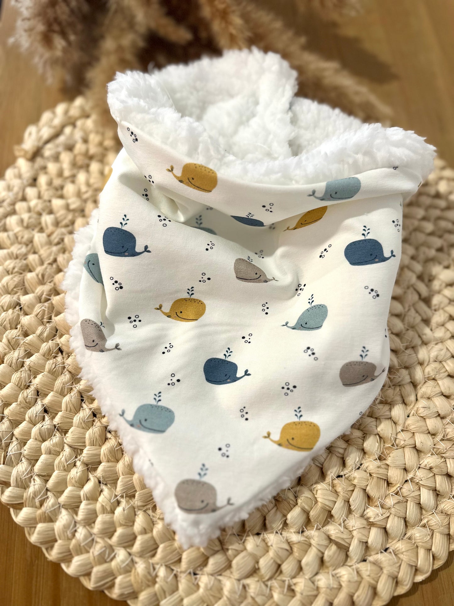 Snood / cache cou - bandana enfant - Thème baleine