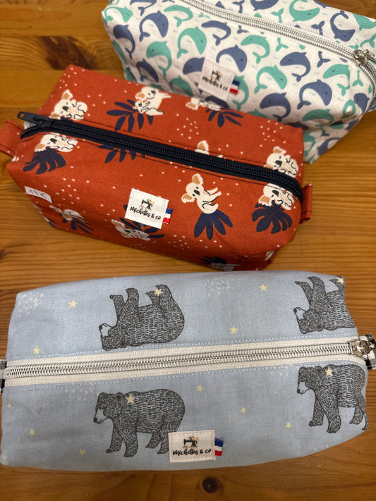 Trousse d’école en stock