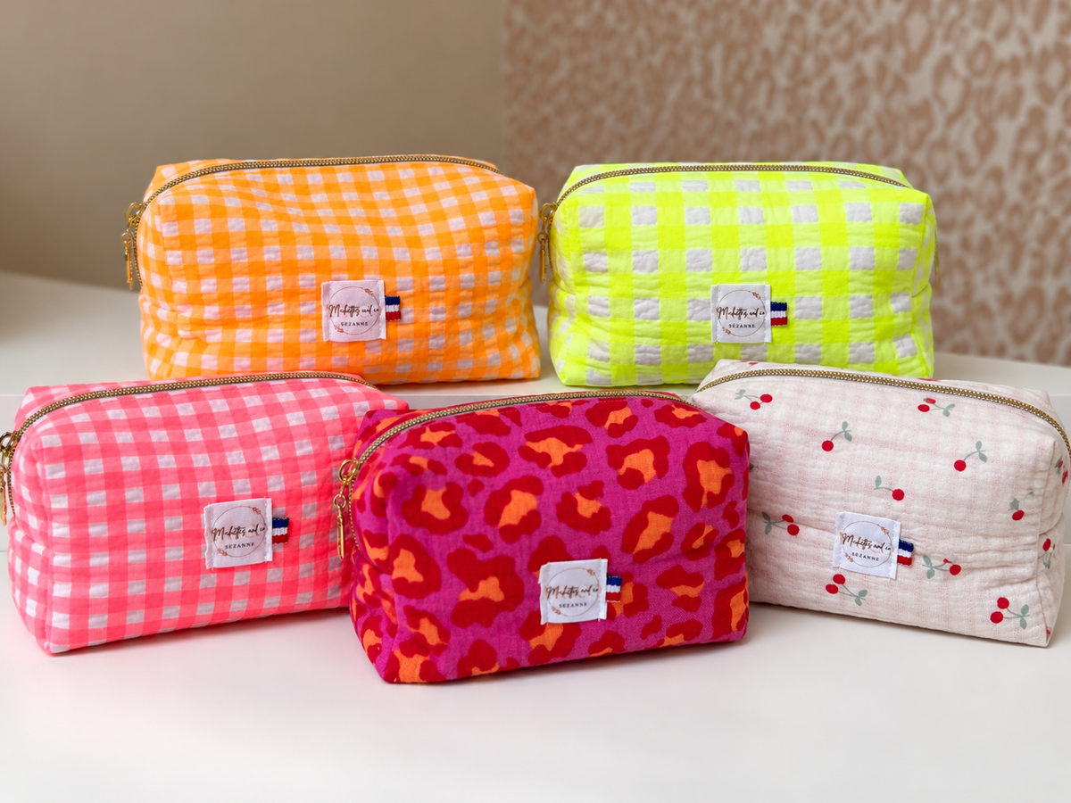 Trousse matelassée colorée