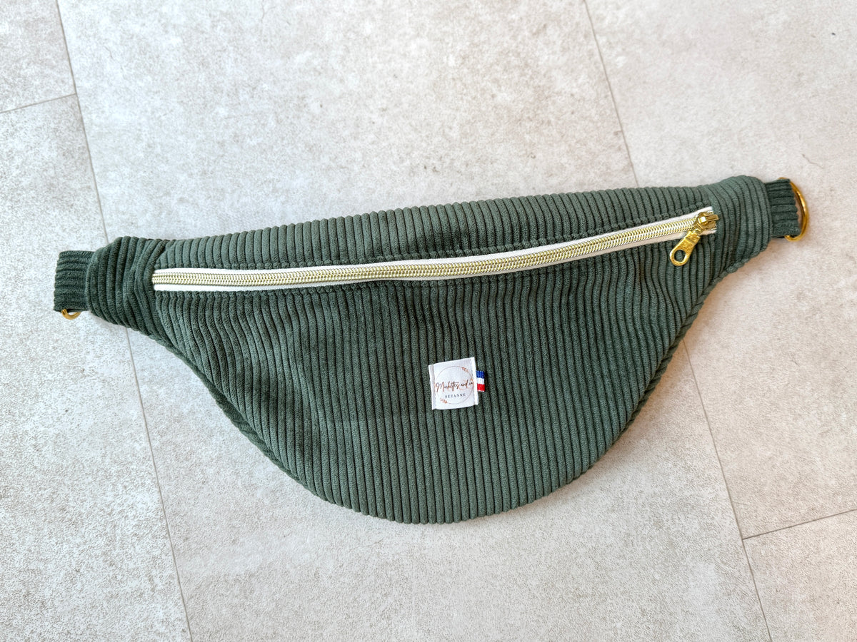 Sac Banane velours côtelé Vert par Michettes and co