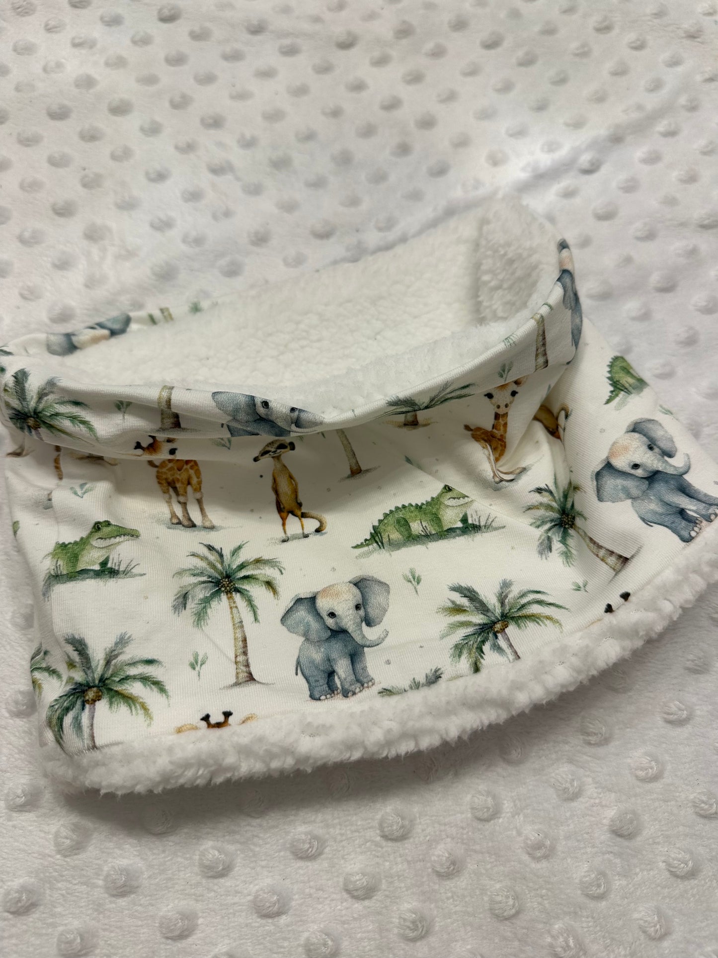 12  Snoods / caches cou enfant