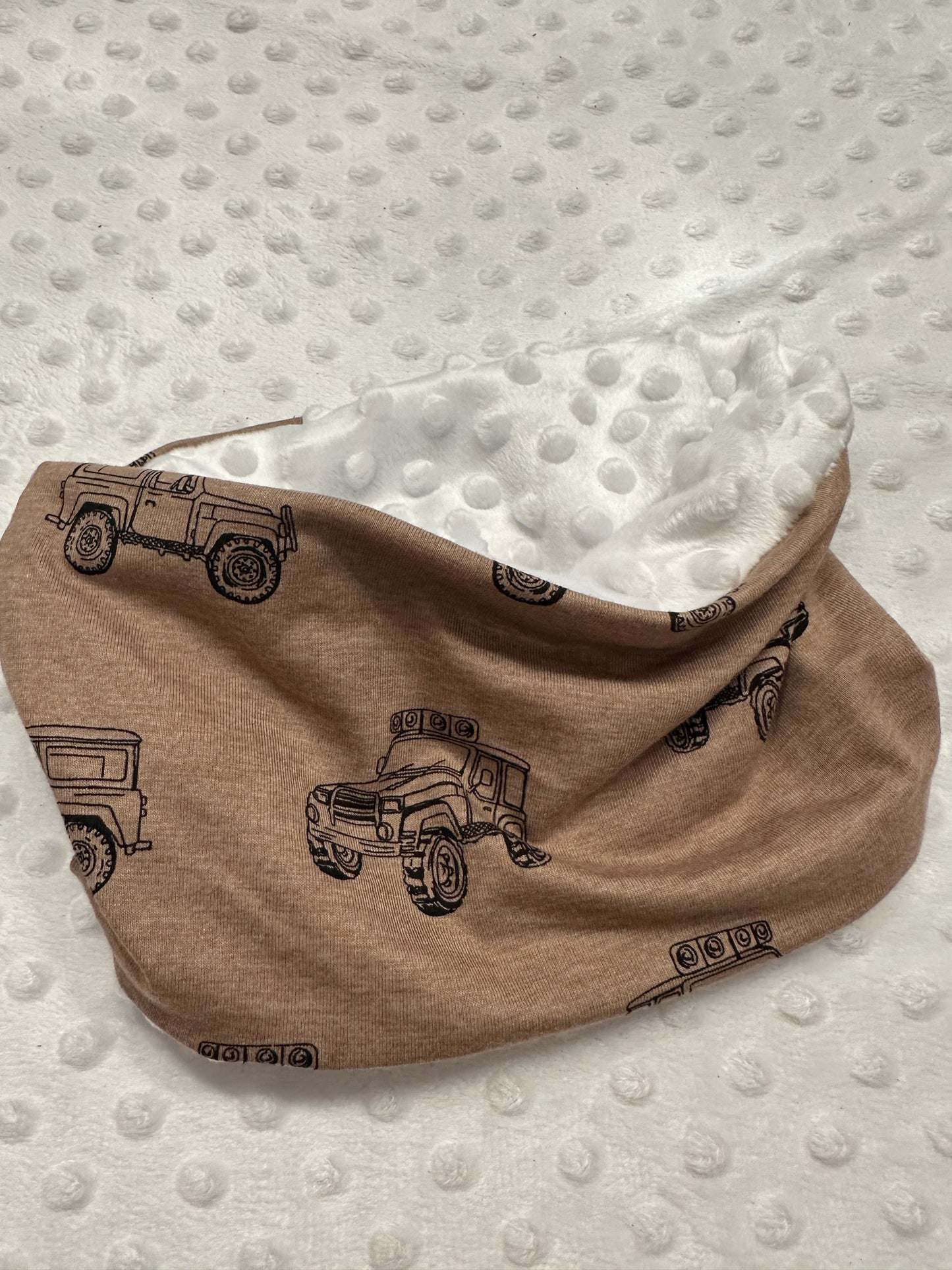 12  Snoods / caches cou enfant