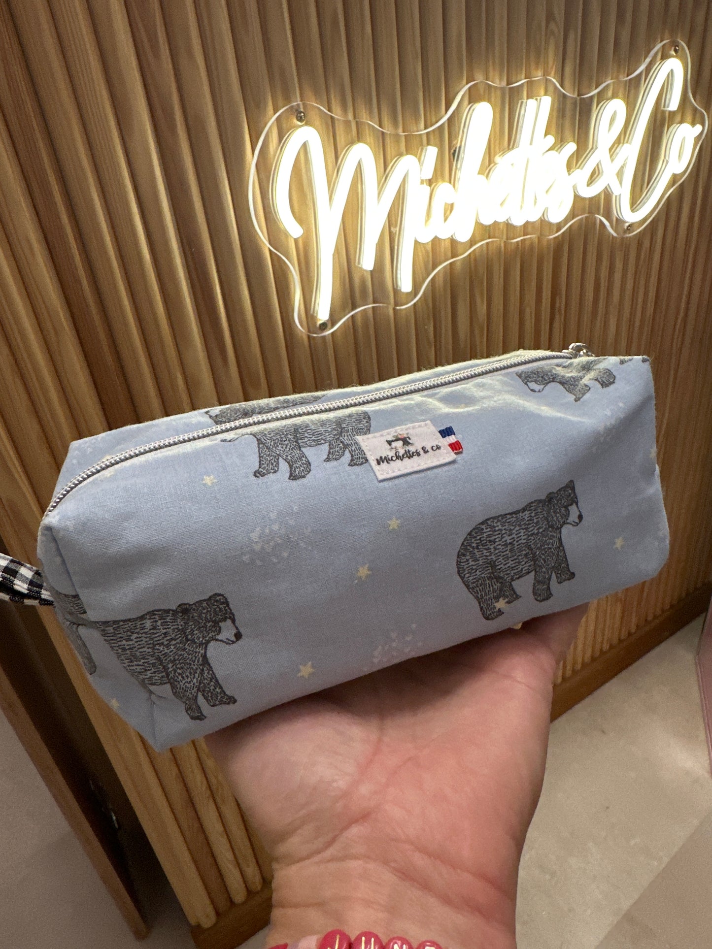 Trousse d’école en stock