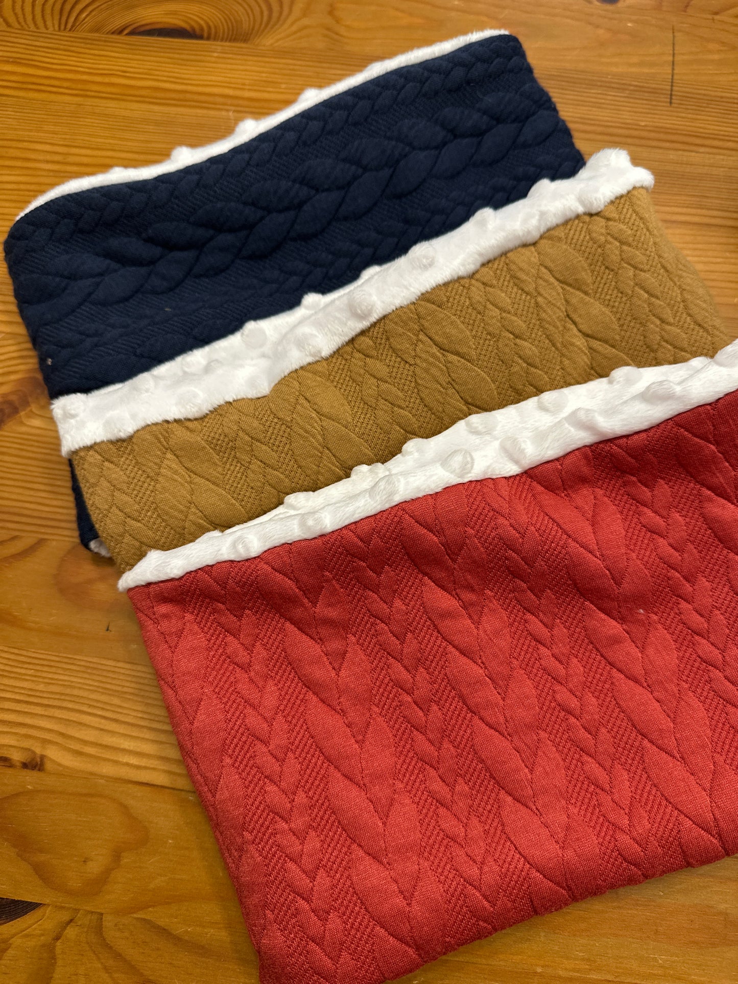 Snood / cache cou enfant effet velours côtelé vert sauge