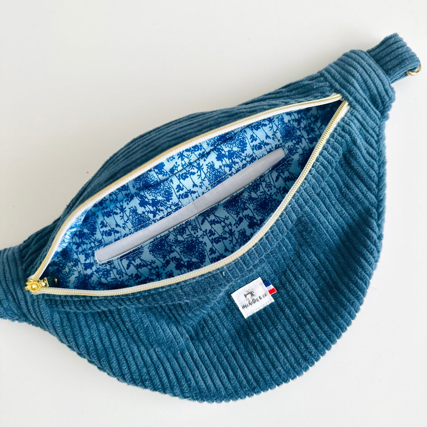 Les bananes Velours côtelés (ton bleu) - sur commande